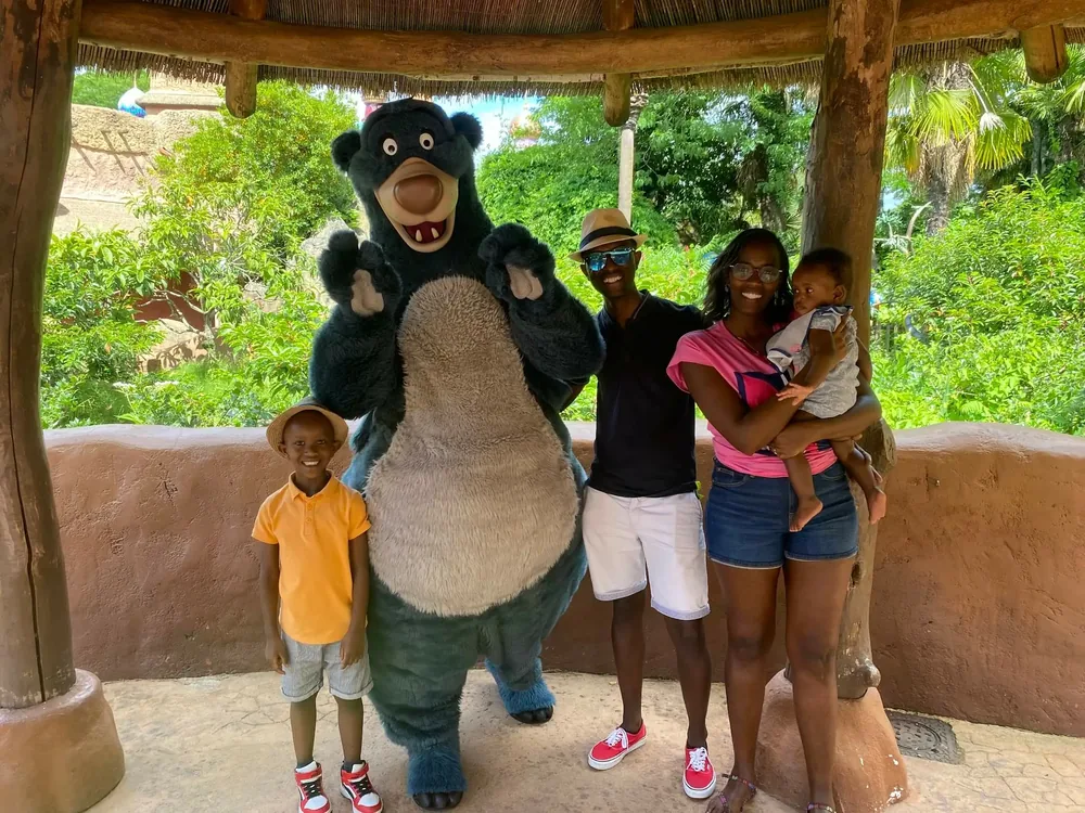 Claude and family on a Diamond vacation